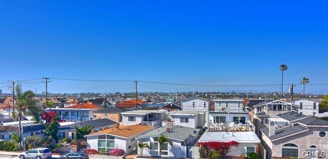 Building Photo - Vacation Rental on Balboa Peninsula