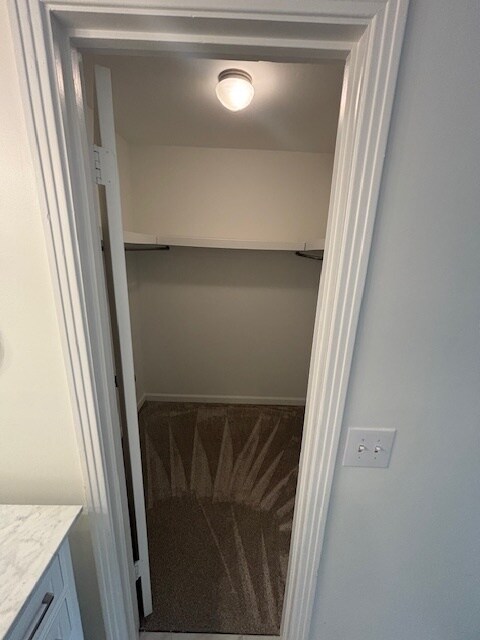 Master Closet - 510 Basswood Ave