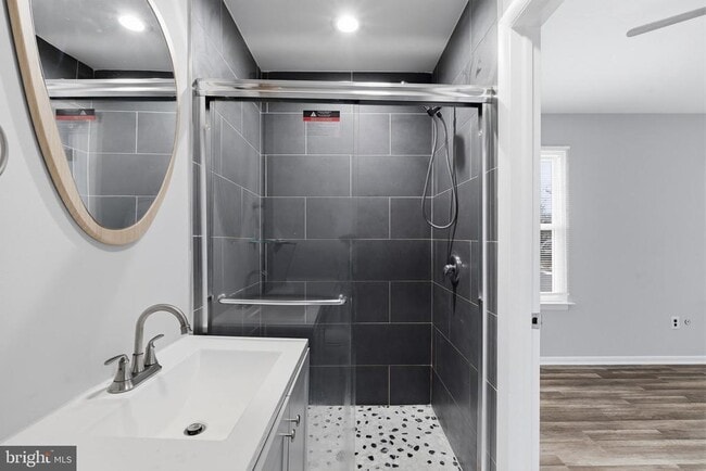 Building Photo - 341 Clarkson St