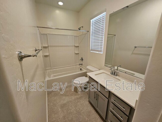Building Photo - 4061 E Pony Ln