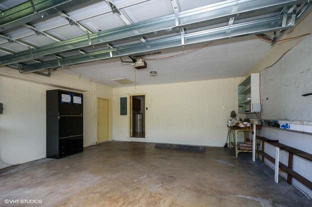 Building Photo - 2840 Lake Ida Rd