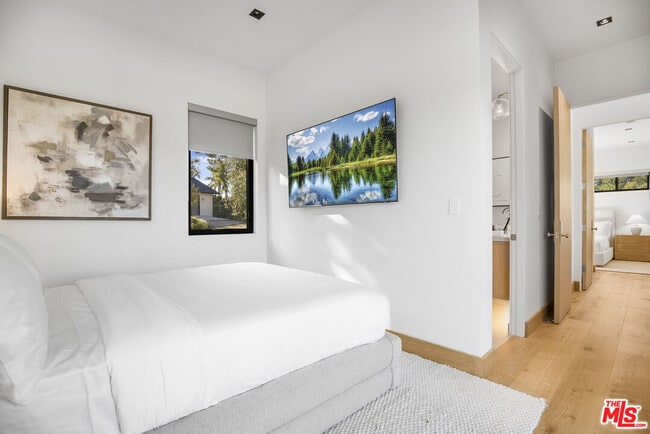 Building Photo - 1754 Lechusa Rd