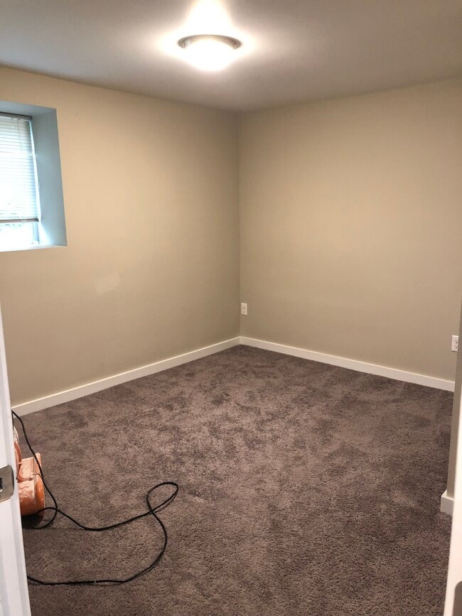 Building Photo - 5312 9th Ave NE