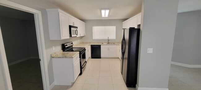 Building Photo - 700 25th Street SW