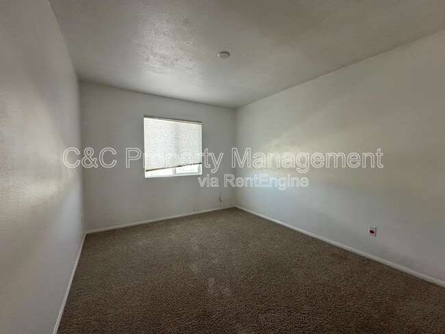 Building Photo - 10608 Appaloosa Ave