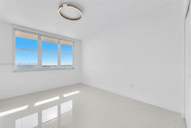 Building Photo - 800 Claughton Island Dr