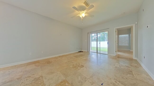 Building Photo - 18 Trevor Dr