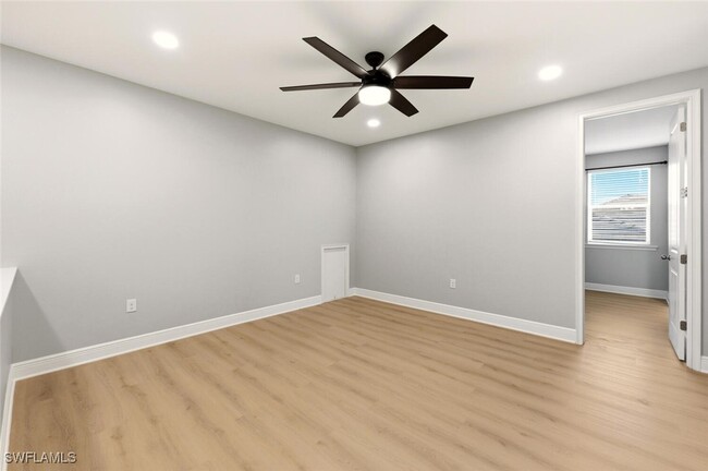 Building Photo - 3576 Pilot Cir