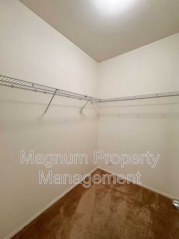 Building Photo - 29675 Ski Ranch St