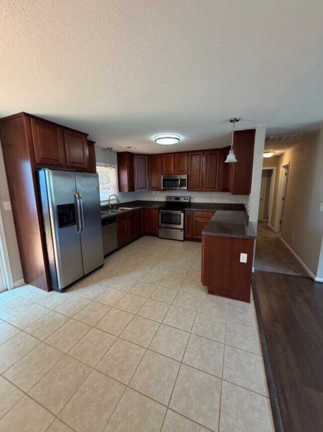 Building Photo - 3561 Orange St