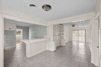 Building Photo - For Rent: Spacious 4-Bedroom Family Home