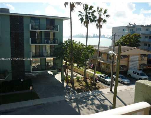 Building Photo - 1801 S Treasure Dr