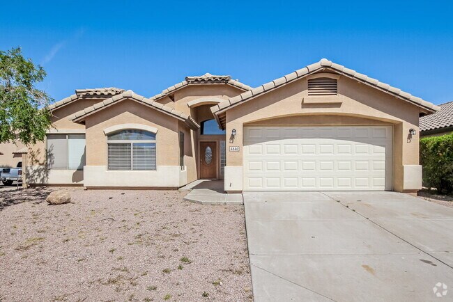 Building Photo - 4640 W Magdalena Ln