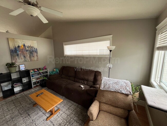 Building Photo - 4015 Berwick Ln