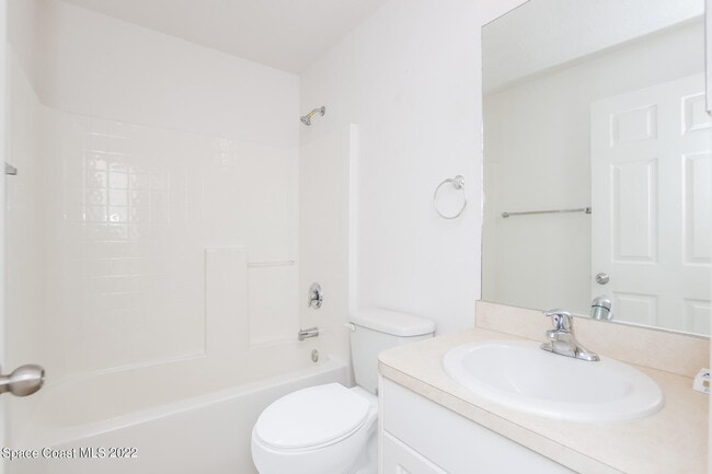 Building Photo - 5690 Cinnamon Fern Blvd