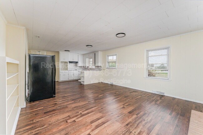 Building Photo - 14013 Eastfield Rd