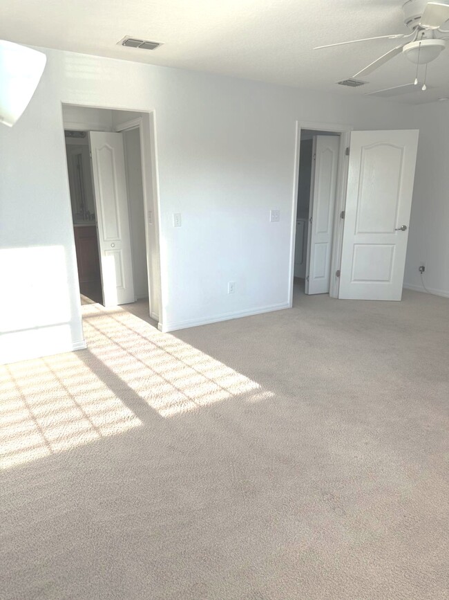 Building Photo - 2978 Rodrick Cir