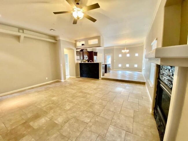 Building Photo - 2233 Amber Point Pl