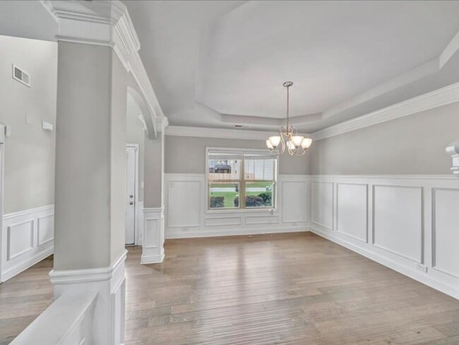Building Photo - Spacious 4BR Home with Fenced Yard & Community Pool
