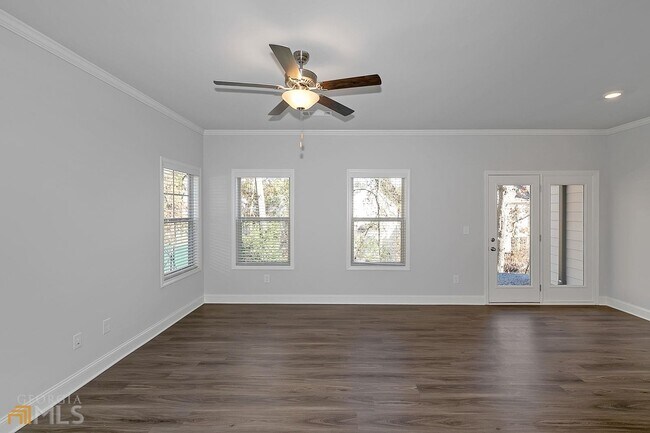 Building Photo - 5221 Pinnacle Walk Dr