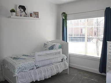Medium - 1068 Canyon Meadow Dr