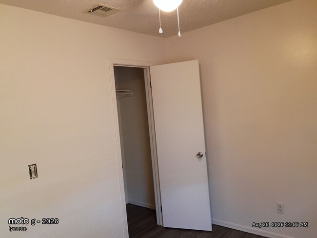 Building Photo - 515 Peppertree Ln