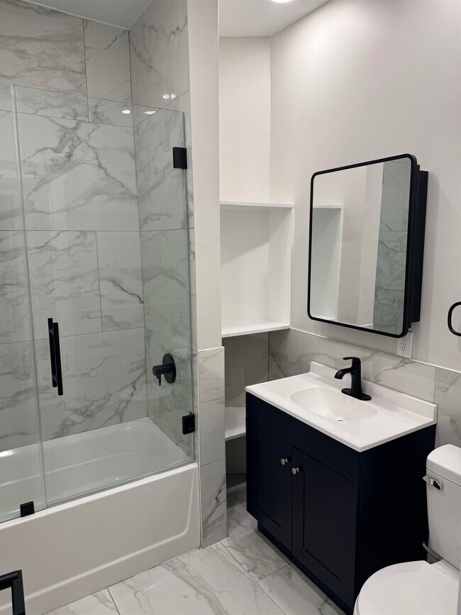 Building Photo - 655 Avenue C