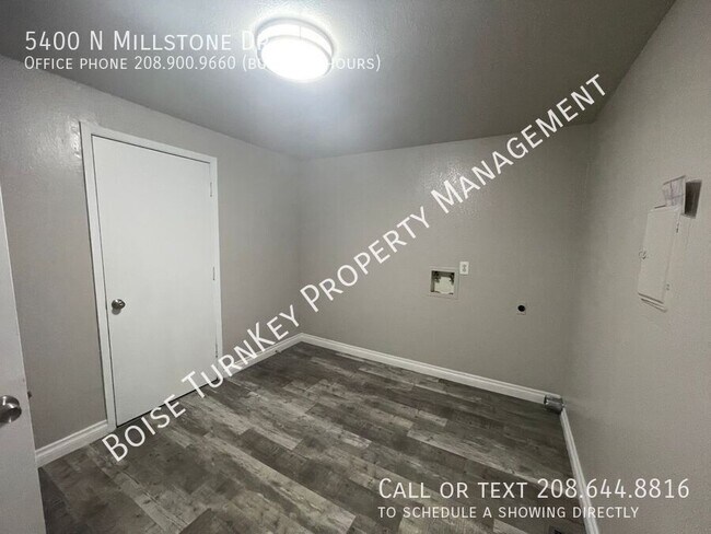 Building Photo - 5400 N Millstone Dr