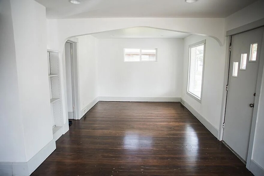 Building Photo - 144 S 500 W