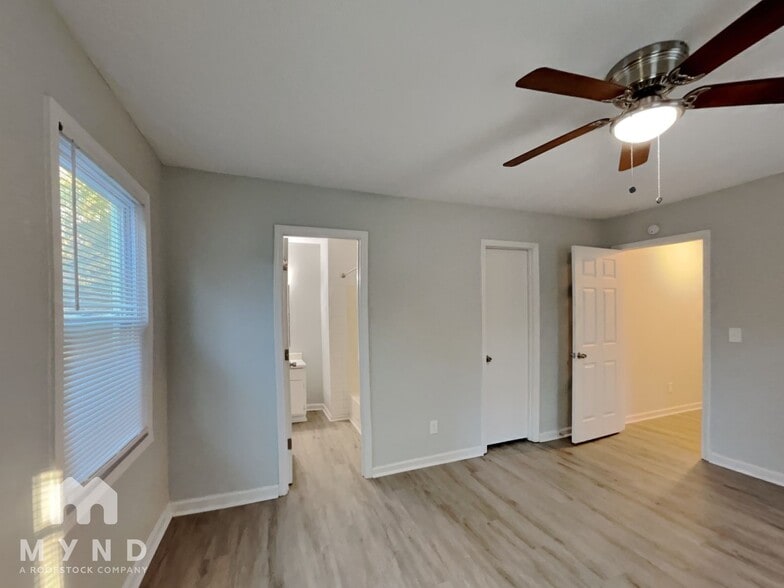 Building Photo - 870 Millard Farmer Rd