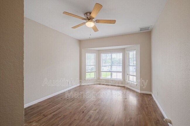 Building Photo - 8900 Pocono Cove