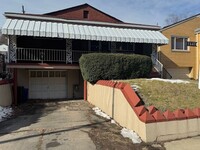 Building Photo - Beautiful Ranch House in Morningside!