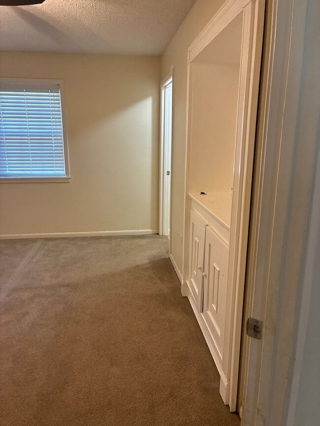 Building Photo - Chef's Kitchen! Large Home on Corner Lot with Spacious Fenced Yard