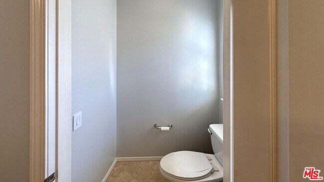 Building Photo - 5730 S Glennie Ln