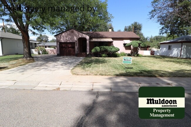 Building Photo - Lovely Sunset Park Rancher with Basement. ...