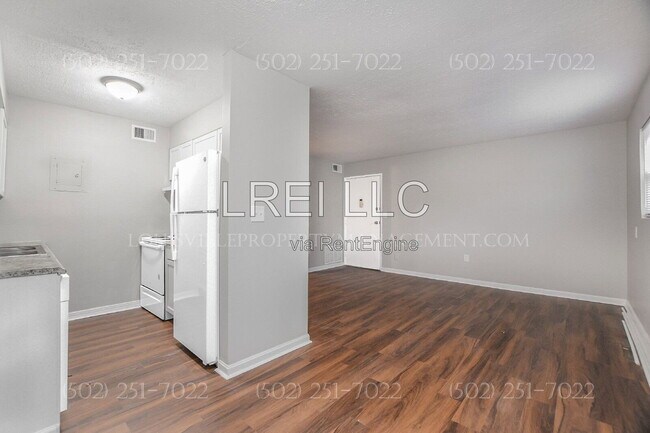 Building Photo - 3105 Fordhaven Rd