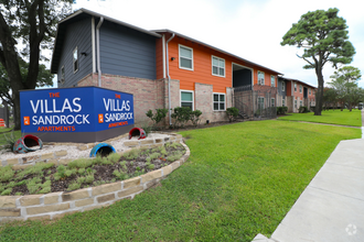 Building Photo - Villas at Sandrock