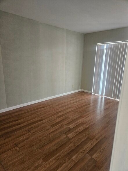 Building Photo - 4125 NW 88th Ave