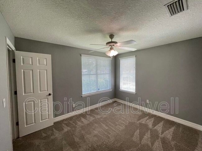 Building Photo - 4501 Bay Spring Ct