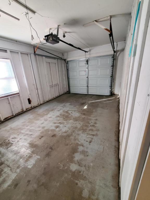 Building Photo - 10 Stevens Rd