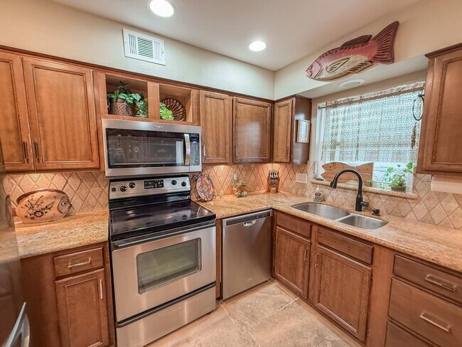 Building Photo - 4749 E NASA Pkwy