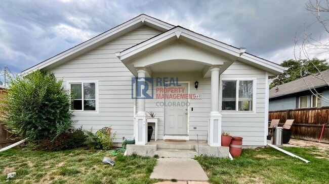 Primary Photo - 1461 Holly St