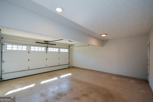 Building Photo - 4209 Reeshemah St