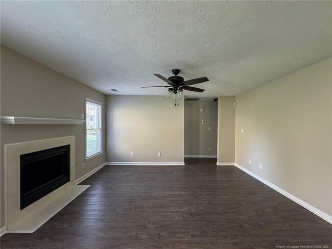 Building Photo - 2582 Gotts Ln