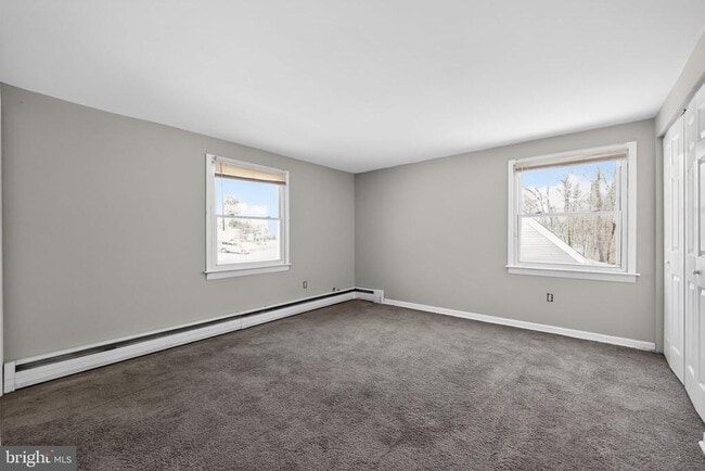 Building Photo - 17 Bonnie Ln