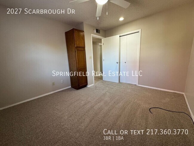 Building Photo - 2027 Scarbrough Rd