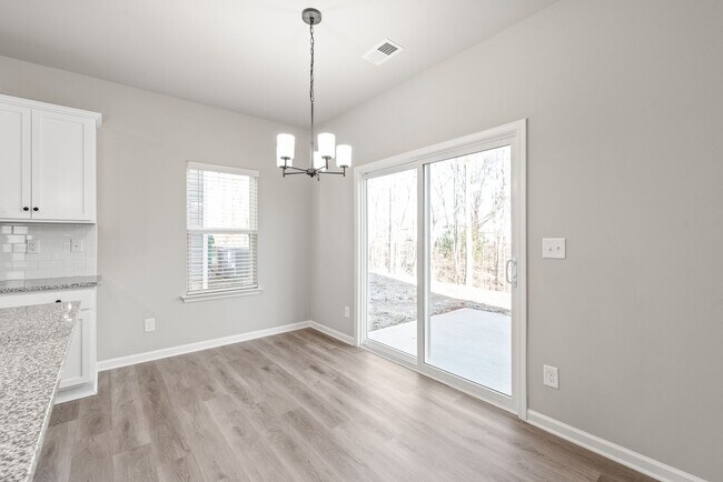 Building Photo - Modern Living in Stoneygreen | Open Concept + Loft + Private Backyard