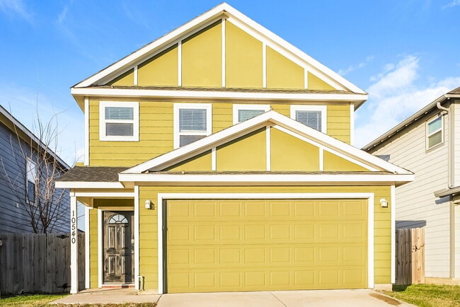 Building Photo - 10540 Wild Oak Dr