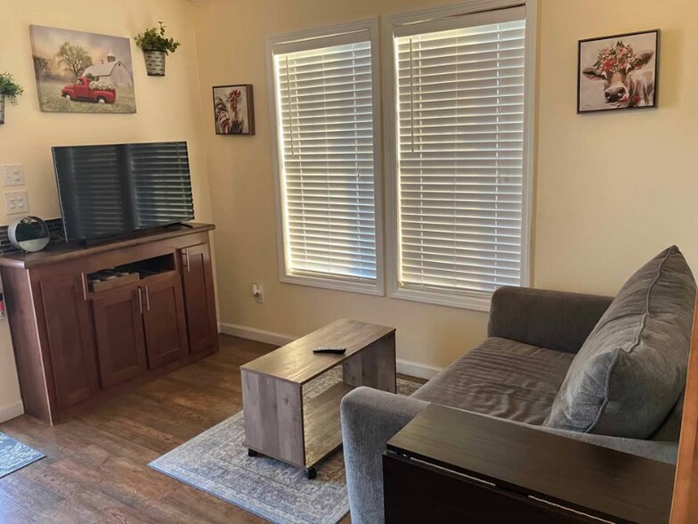 Building Photo - 312 Brushy Creek Ranch Rd