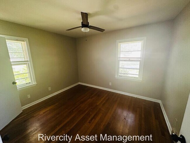 Building Photo - Frayser Gem! Section 8 Friendly, and Ready...